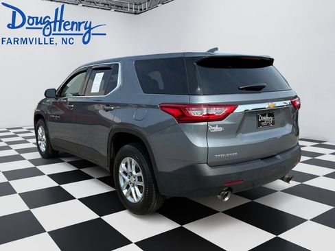 Used 2019 Chevrolet Traverse LS w/ LPO, Floor Liner Package FWD image 3