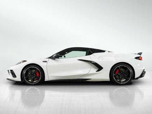 Used 2023 Chevrolet Corvette Stingray Preferred Conv w/ Z51 Performance Package RWD image 2