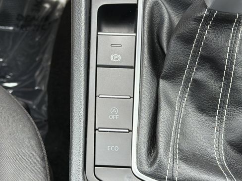 Used 2024 Volkswagen Jetta S FWD image 9