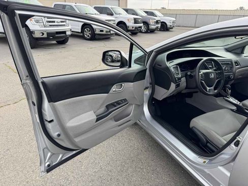 Used 2013 Honda Civic LX image 21