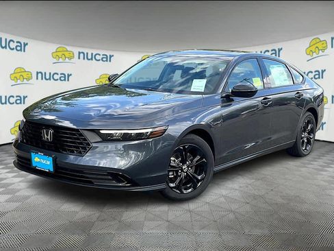 New 2025 Honda Accord SE image 4