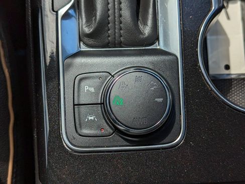 Used 2021 Chevrolet Blazer Premier w/ Driver Confidence II Package AWD/4WD image 24