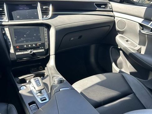Certified 2025 INFINITI QX55 Luxe image 27