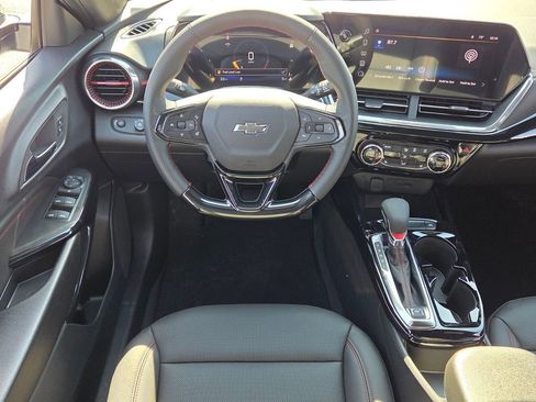 New 2026 Chevrolet Trax RS w/ Driver Confidence Package image 5