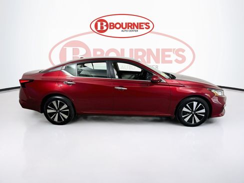Used 2022 Nissan Altima 2.5 SV AWD/4WD image 10