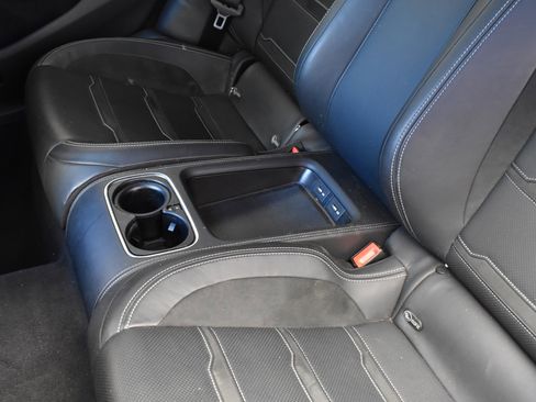 Used 2022 Mercedes-Benz AMG GT 43 image 31