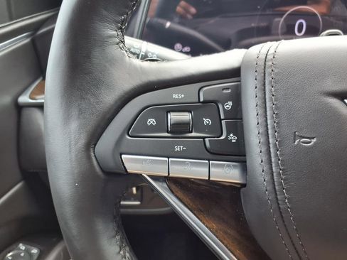 Used 2024 Cadillac Escalade Sport Platinum w/ Heavy-Duty Trailer Package AWD/4WD image 18