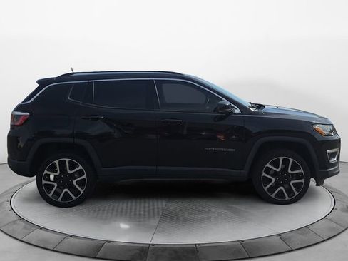 Used 2017 Jeep Compass Limited w/ Navigation Group AWD/4WD image 6