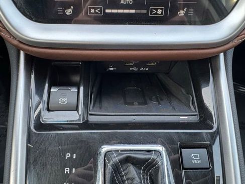Used 2020 Subaru Outback Touring w/ Popular Package #2 AWD/4WD image 18