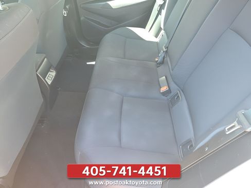 Used 2025 Toyota Corolla LE FWD image 18