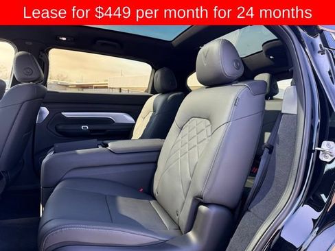 New 2024 VinFast VF 9 Plus AWD/4WD image 15