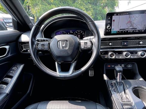 Used 2022 Honda Civic Sport Touring image 5