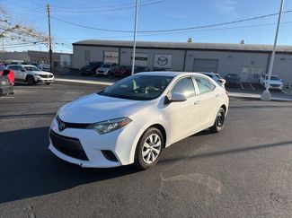 Used 2015 Toyota Corolla LE video 3