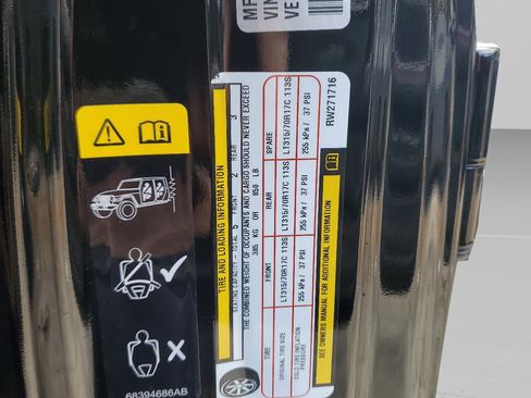 Used 2024 Jeep Wrangler Rubicon 392 image 28