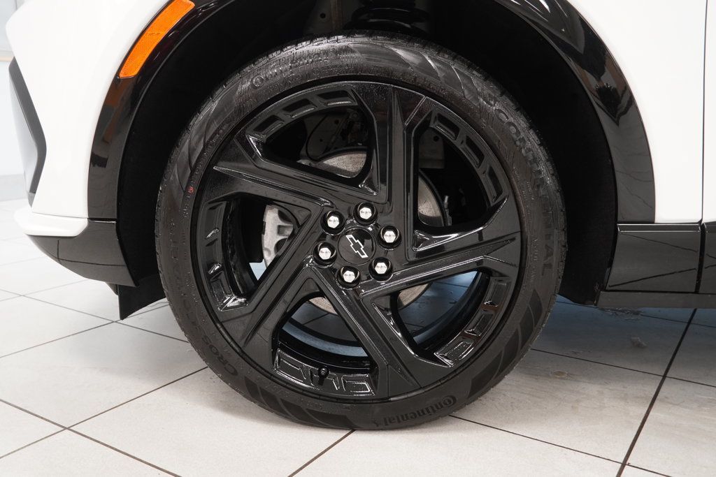 Used 2024 Chevrolet Equinox EV RS AWD/4WD image 17