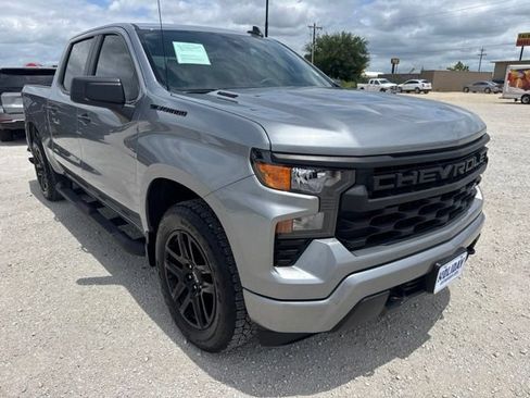 Used 2025 Chevrolet Silverado 1500 Custom w/ Turbomax Blackout Package RWD image 7