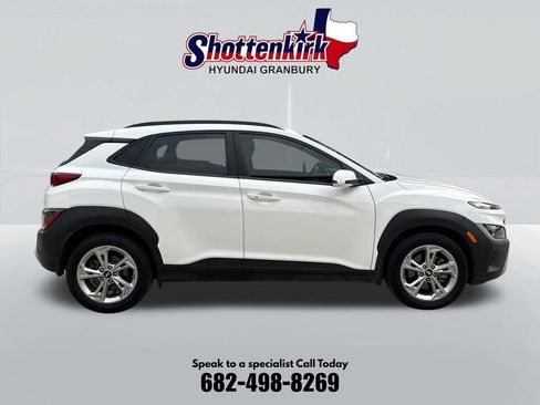 Used 2023 Hyundai Kona SEL AWD/4WD image 5