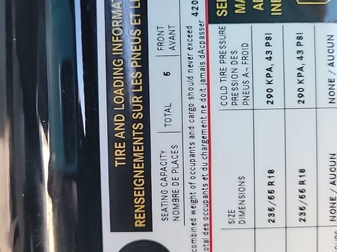 Used 2025 Mercedes-Benz GLB 250 image 16