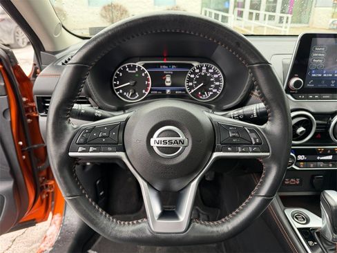 Used 2023 Nissan Sentra SR w/ SR Premium Package image 15