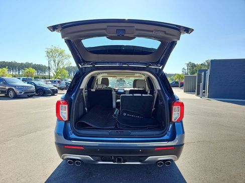 Used 2020 Ford Explorer Platinum AWD/4WD image 18