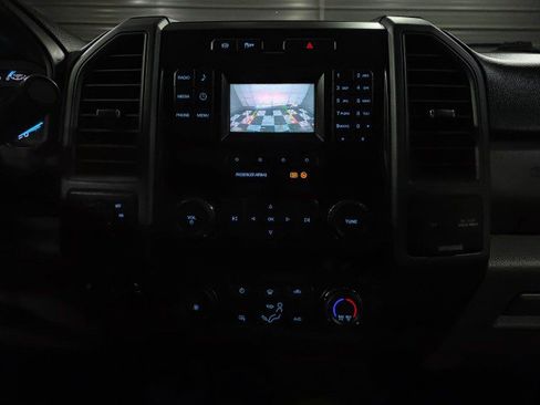 Used 2019 Ford F250 XL w/ Power Equipment Group image 28