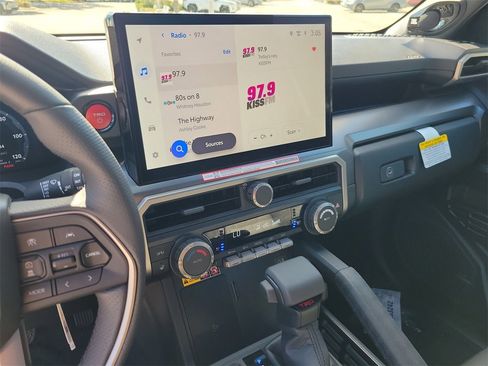 New 2026 Toyota 4Runner TRD Off-Road Premium image 24