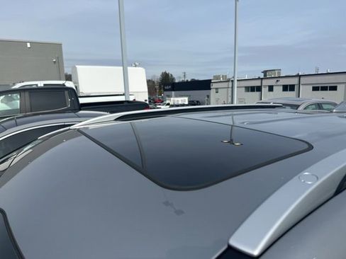 Used 2024 Kia Seltos EX image 8