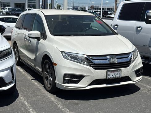 Used 2019 Honda Odyssey EX image 2