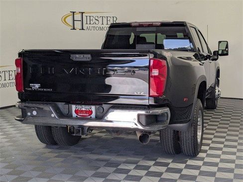 Certified 2024 Chevrolet Silverado 3500 LTZ w/ LTZ Plus Package image 24