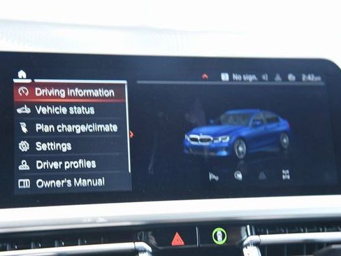 Used 2021 BMW 330e xDrive 330e xDrive w/ Premium Package image 29