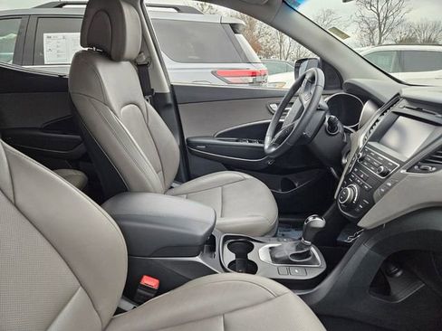 Used 2018 Hyundai Santa Fe Sport image 9