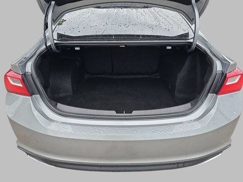 Used 2023 Chevrolet Malibu RS FWD image 15