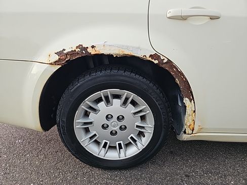 Used 2007 Chrysler 300 RWD image 3