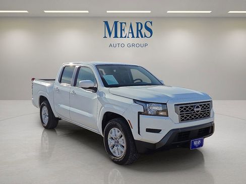 Used 2022 Nissan Frontier SV image 7