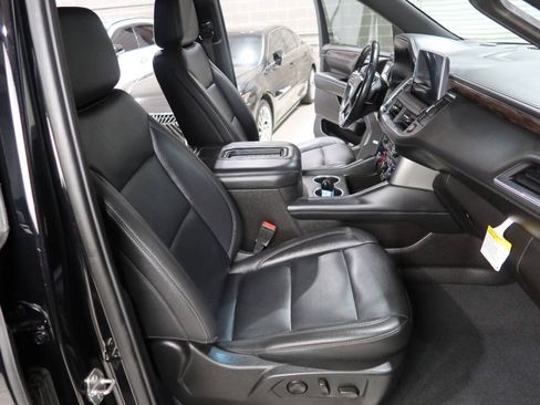 Used 2021 Chevrolet Suburban Z71 AWD/4WD image 13