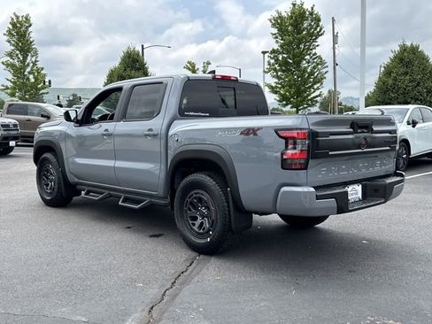 Certified 2025 Nissan Frontier PRO-4X image 4