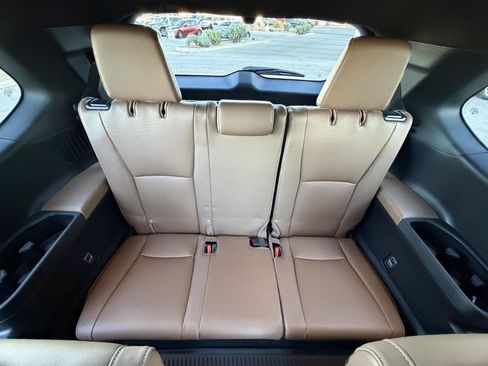 Used 2024 Toyota Grand Highlander AWD Hybrid image 24