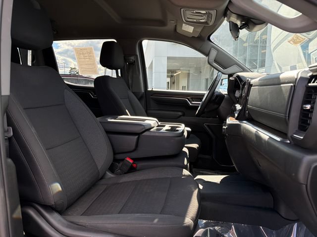 Used 2024 Chevrolet Silverado 1500 RST AWD/4WD image 28