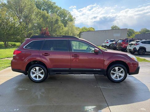 Used 2014 Subaru Outback 2.5i Premium w/ Popular Package #1A AWD/4WD image 7