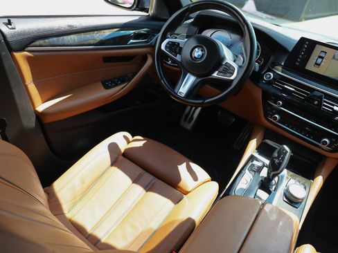 Used 2018 BMW 540i RWD image 24