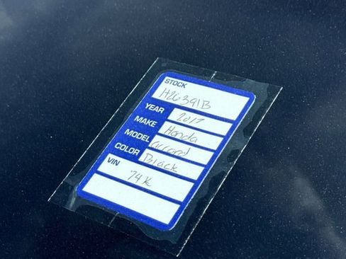 Used 2017 Honda Accord LX image 10
