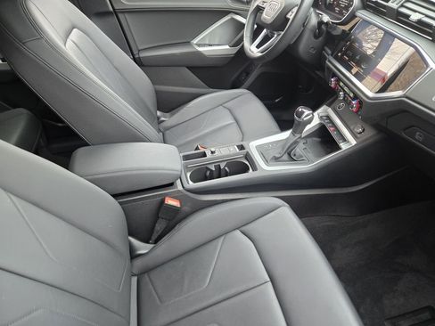 Certified 2023 Audi Q3 2.0T Premium Plus w/ Premium Plus Package image 16