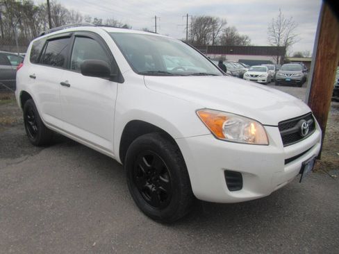 Used 2012 Toyota RAV4 4WD image 3