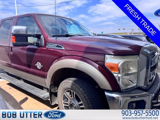 Used 2012 Ford F250 Lariat w/ Chrome Pkg AWD/4WD image 2