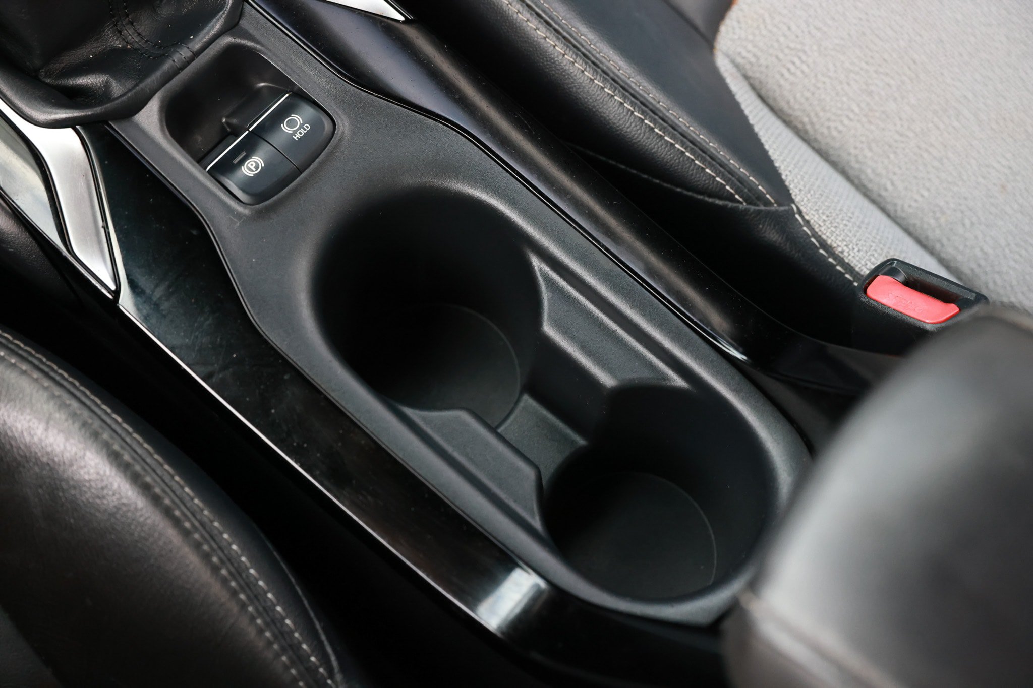 Used 2021 Toyota Corolla XSE FWD image 47