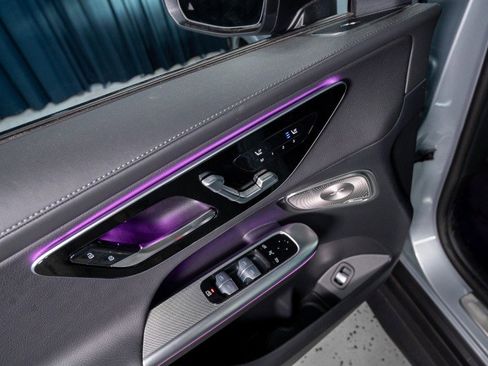 New 2025 Mercedes-Benz GLC 300 image 11