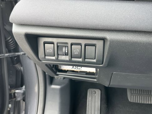 Used 2023 Subaru Outback Premium AWD/4WD image 25