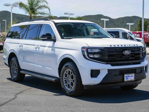 New 2026 Ford Expedition Max Active image 5