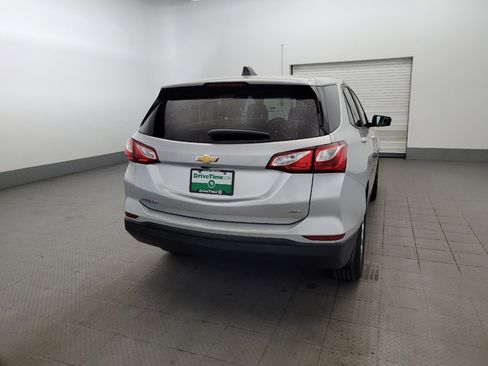 Used 2020 Chevrolet Equinox LS w/ LS Convenience Package AWD/4WD image 7