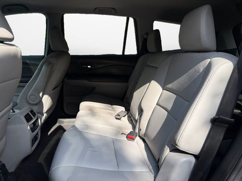 Used 2016 Honda Pilot EX-L image 16